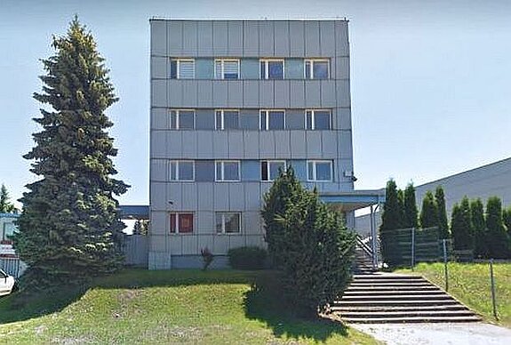 Blick auf das Bürohaus der ABBS Polen